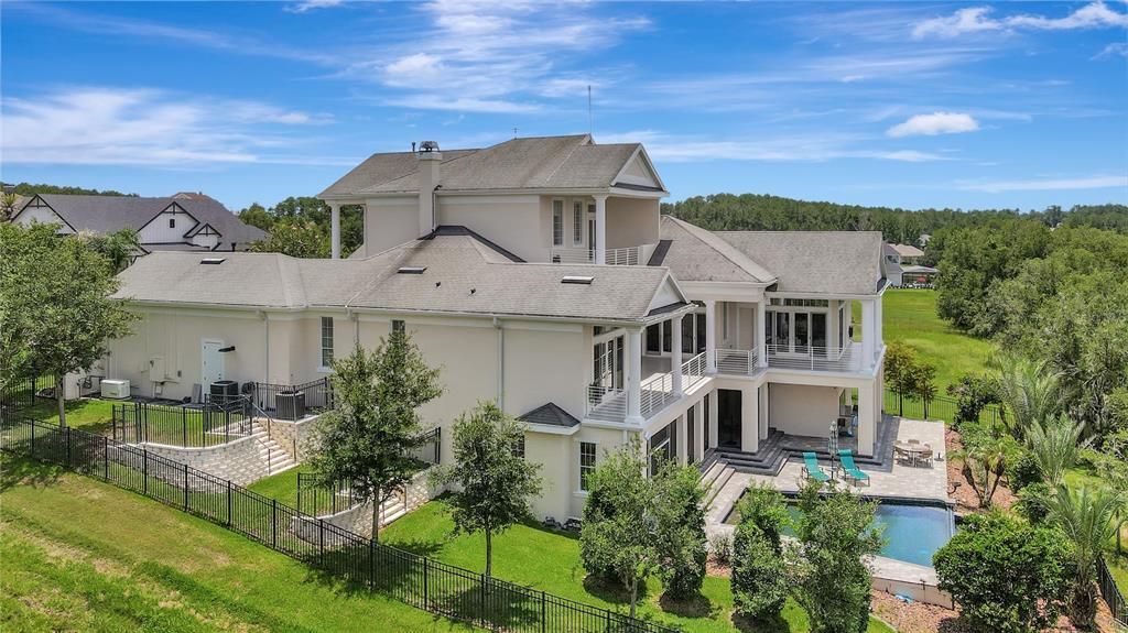For Sale: $1,999,999 (4 beds, 6 baths, 7264 Square Feet)