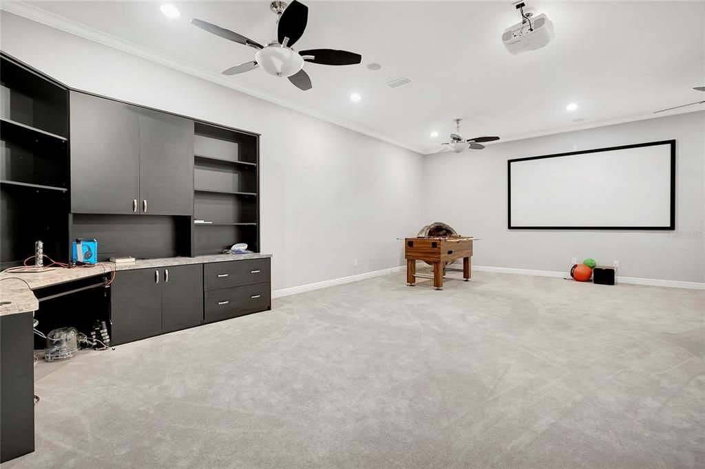 For Sale: $1,999,999 (4 beds, 6 baths, 7264 Square Feet)