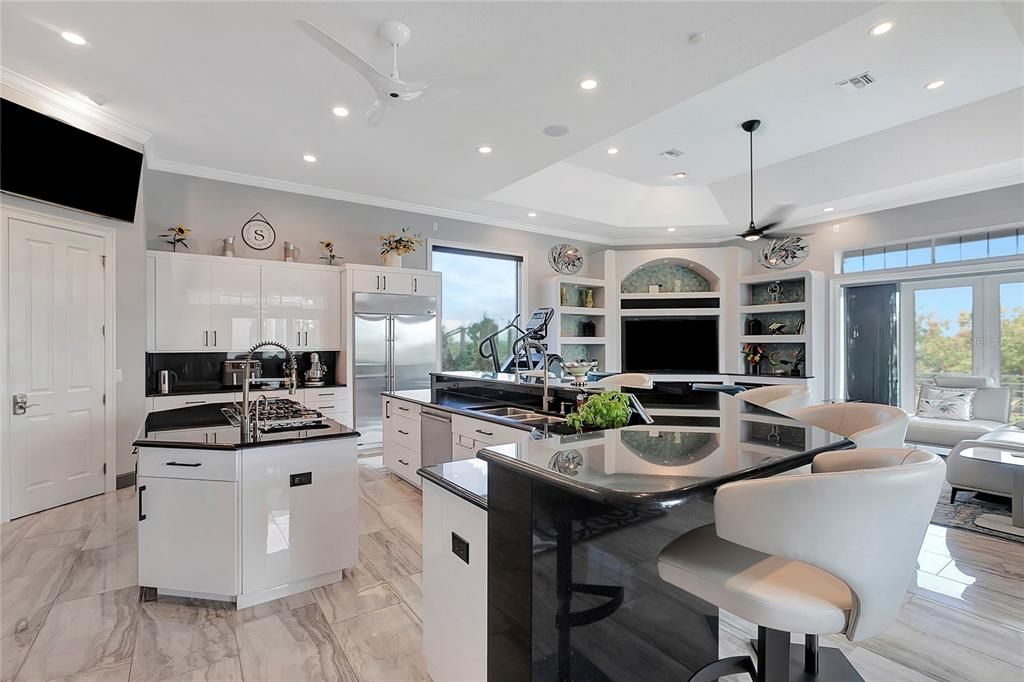 For Sale: $1,999,999 (4 beds, 6 baths, 7264 Square Feet)