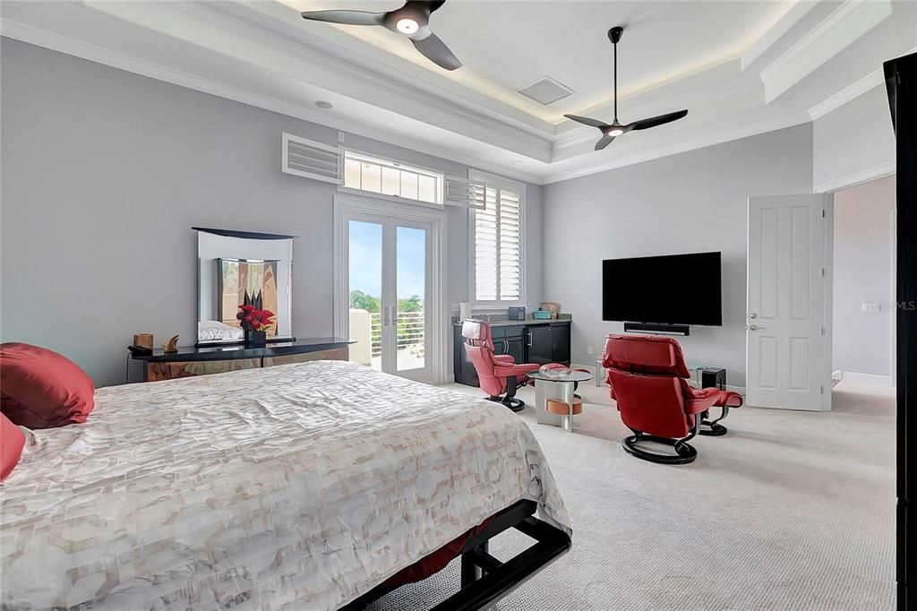 For Sale: $1,999,999 (4 beds, 6 baths, 7264 Square Feet)