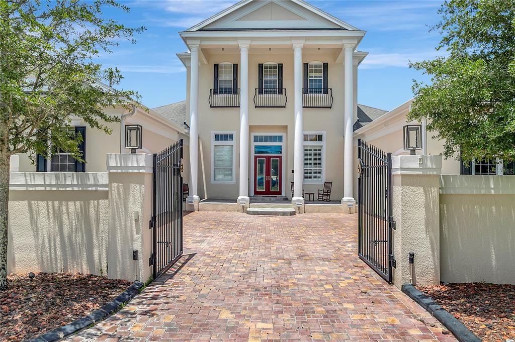 For Sale: $1,999,999 (4 beds, 6 baths, 7264 Square Feet)