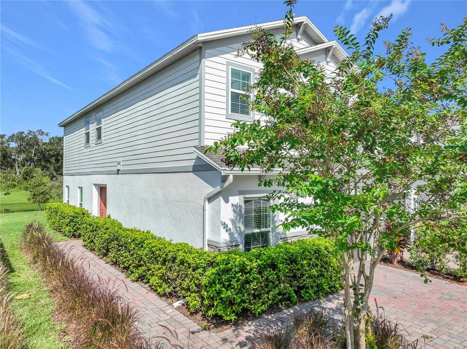 For Sale: $448,900 (4 beds, 3 baths, 1823 Square Feet)