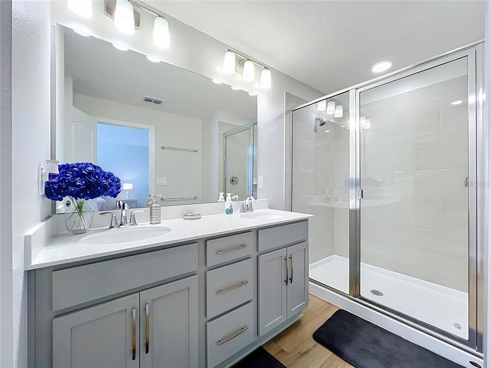 For Sale: $448,900 (4 beds, 3 baths, 1823 Square Feet)