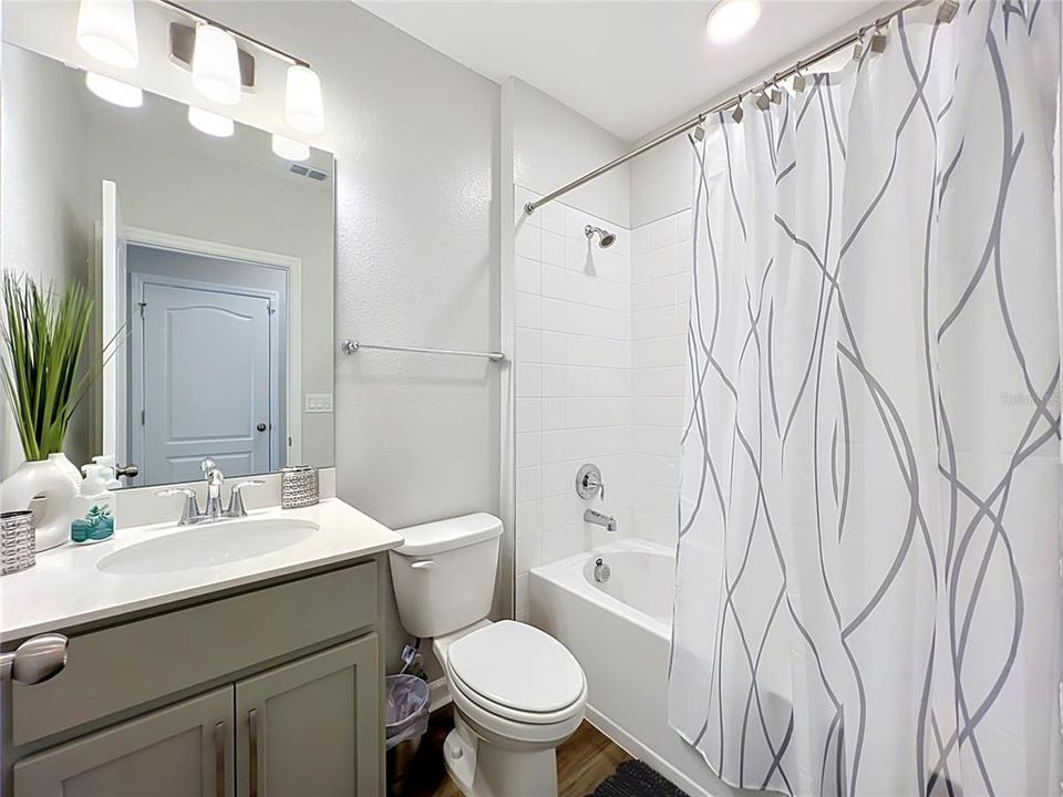 For Sale: $448,900 (4 beds, 3 baths, 1823 Square Feet)
