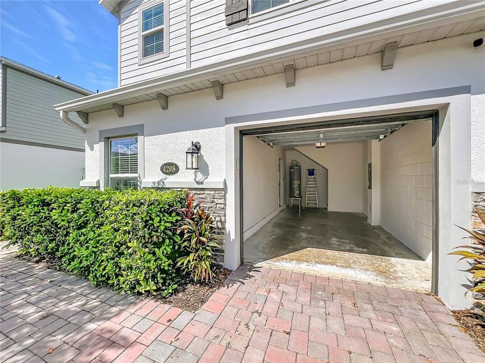 For Sale: $448,900 (4 beds, 3 baths, 1823 Square Feet)