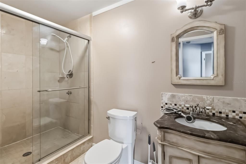 For Sale: $400,000 (3 beds, 2 baths, 1521 Square Feet)