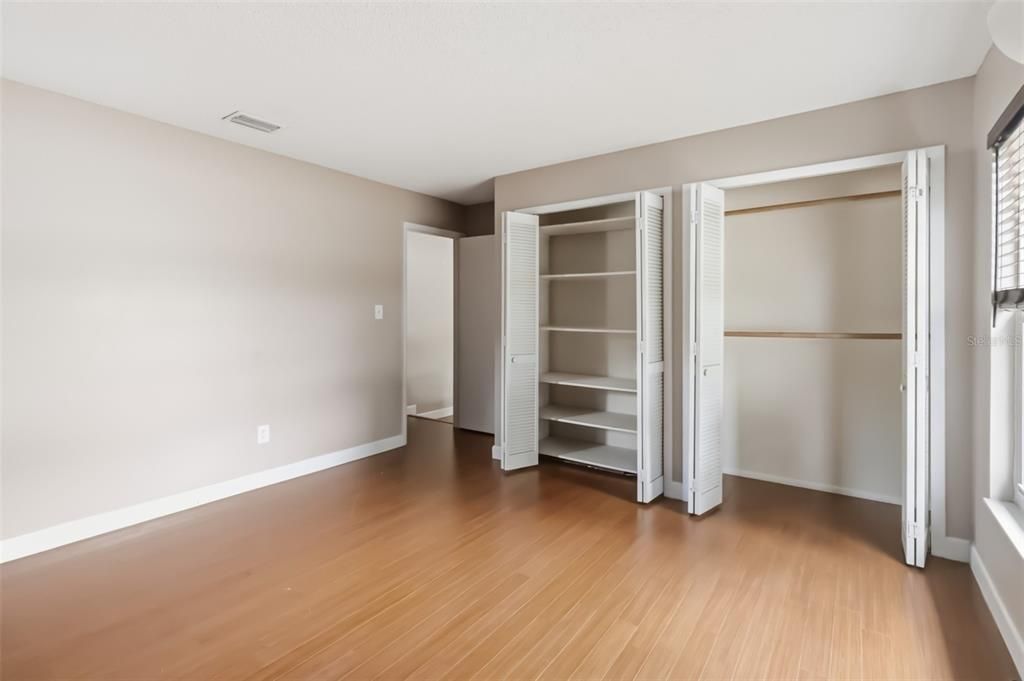 For Sale: $400,000 (3 beds, 2 baths, 1521 Square Feet)
