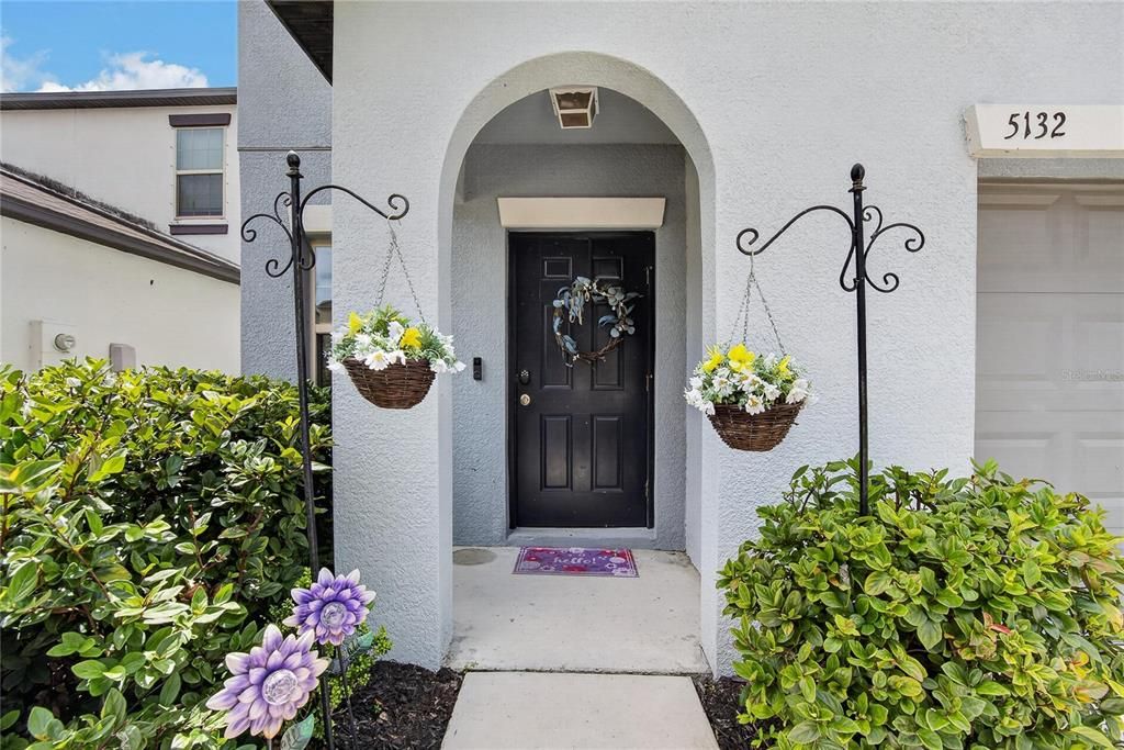 For Sale: $384,900 (5 beds, 2 baths, 2264 Square Feet)