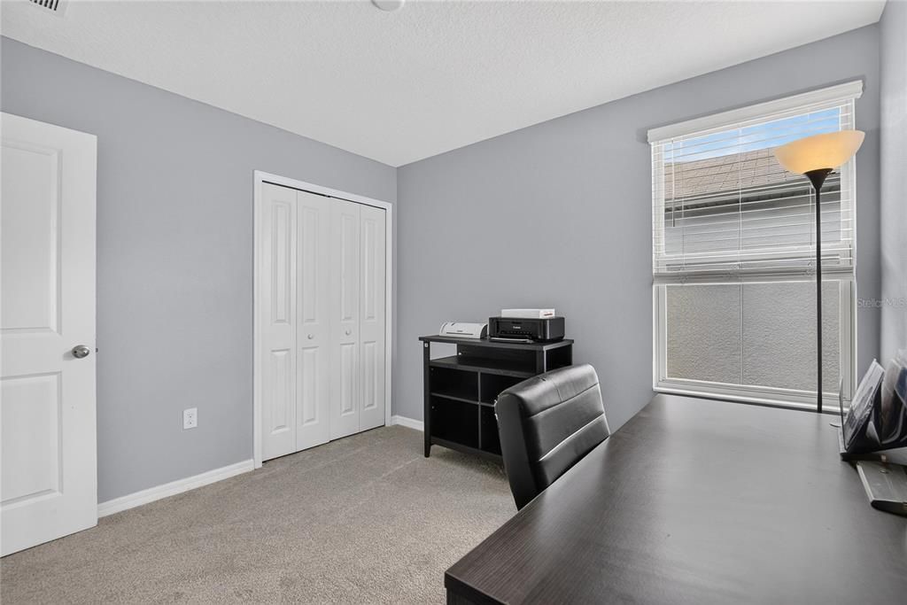 For Sale: $384,900 (5 beds, 2 baths, 2264 Square Feet)