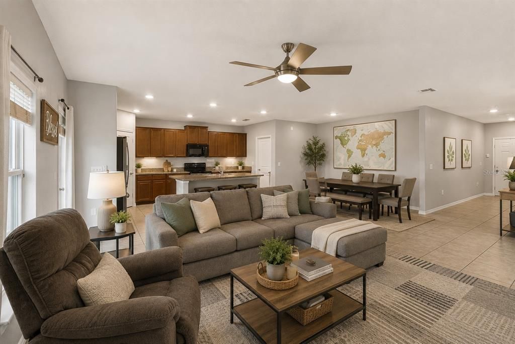 For Sale: $384,900 (5 beds, 2 baths, 2264 Square Feet)