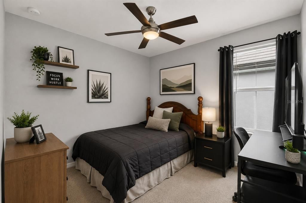 For Sale: $384,900 (5 beds, 2 baths, 2264 Square Feet)