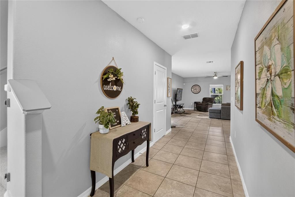 For Sale: $384,900 (5 beds, 2 baths, 2264 Square Feet)