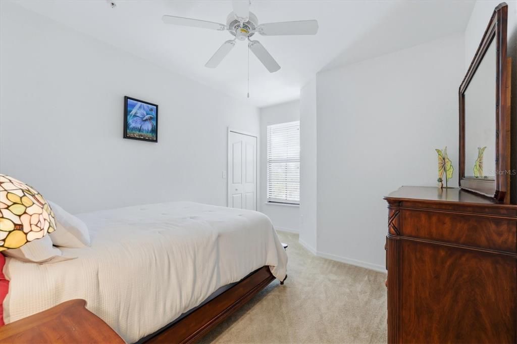 En Venta: $320,000 (3 camas, 2 baños, 1389 Pies cuadrados)