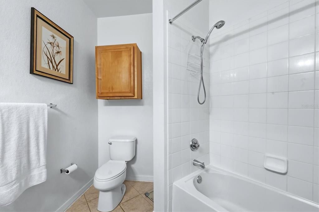 En Venta: $320,000 (3 camas, 2 baños, 1389 Pies cuadrados)