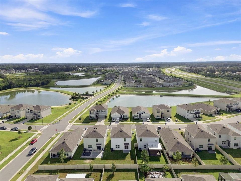 For Rent: $2,400 (4 beds, 2 baths, 2260 Square Feet)