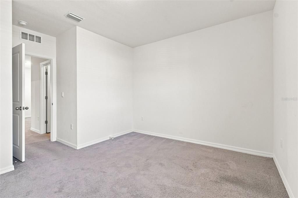 For Rent: $2,400 (4 beds, 2 baths, 2260 Square Feet)