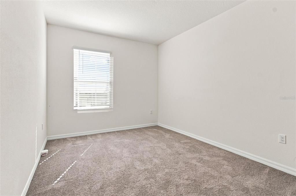 For Rent: $2,400 (4 beds, 2 baths, 2260 Square Feet)