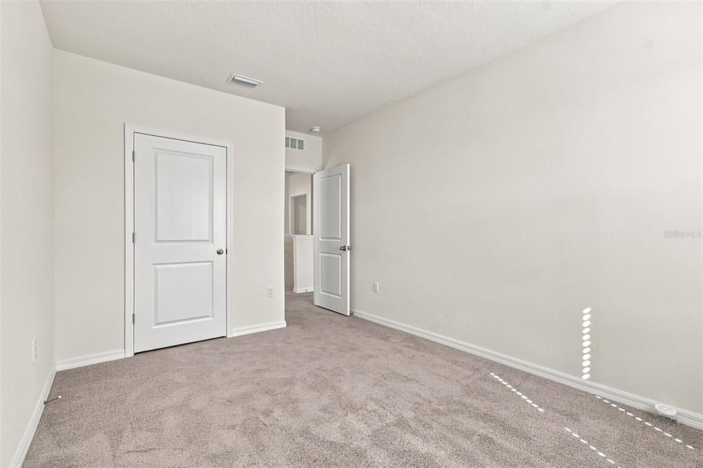 For Rent: $2,400 (4 beds, 2 baths, 2260 Square Feet)