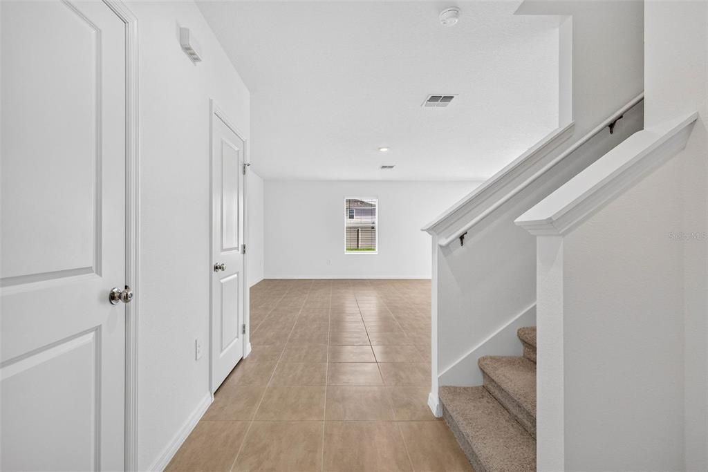 For Sale: $342,999 (3 beds, 2 baths, 1853 Square Feet)