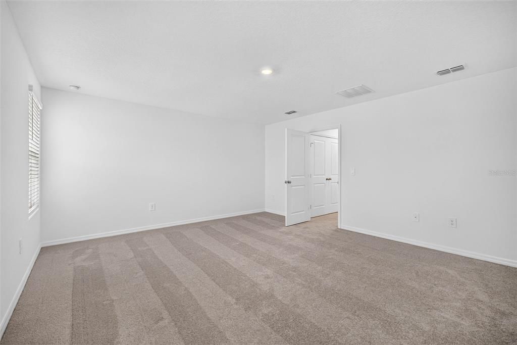 For Sale: $342,999 (3 beds, 2 baths, 1853 Square Feet)