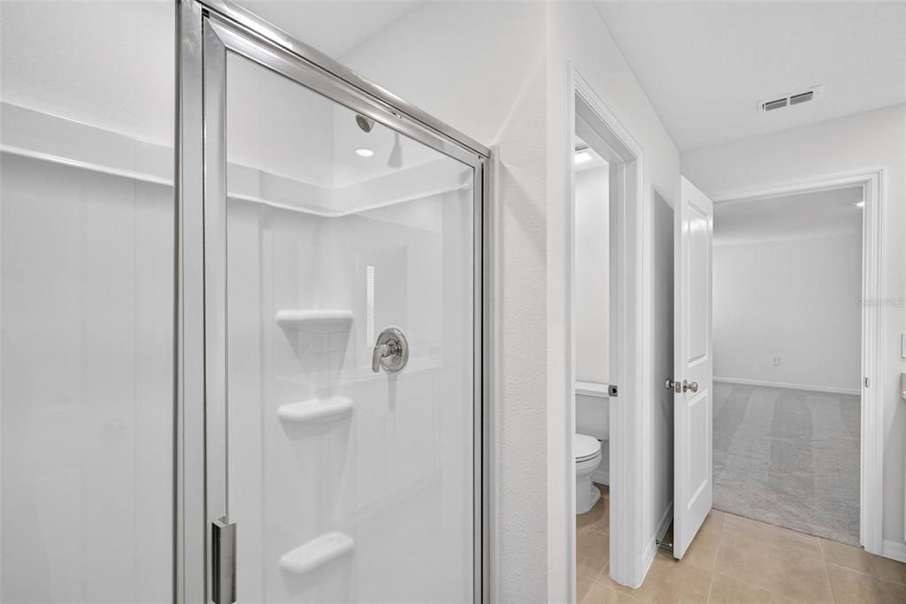 For Sale: $342,999 (3 beds, 2 baths, 1853 Square Feet)