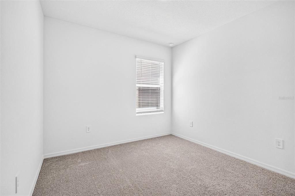 For Sale: $329,999 (3 beds, 2 baths, 1603 Square Feet)