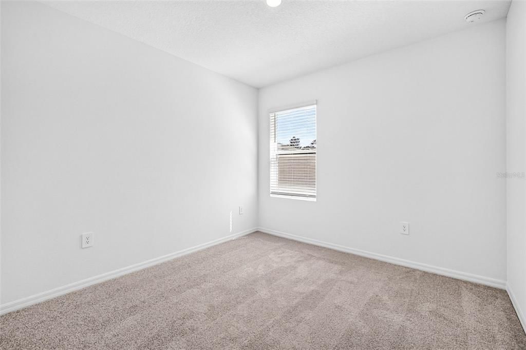 For Sale: $329,999 (3 beds, 2 baths, 1603 Square Feet)