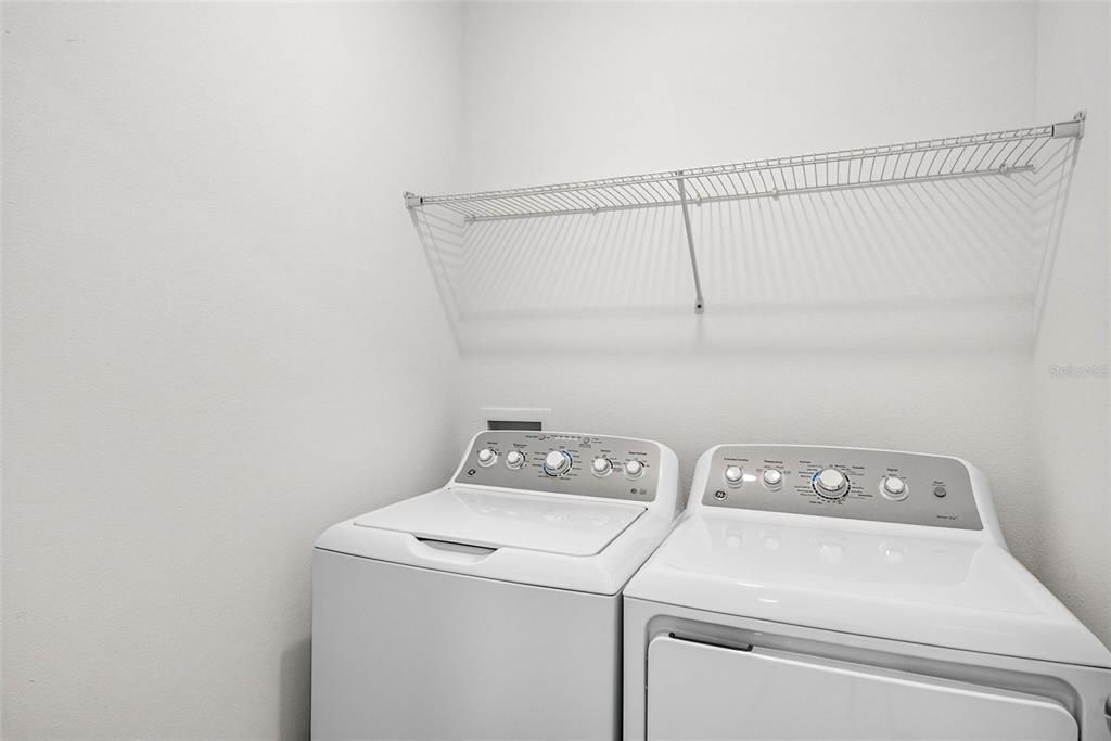 For Sale: $329,999 (3 beds, 2 baths, 1603 Square Feet)