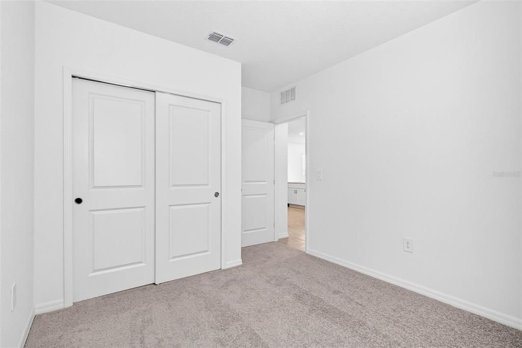 For Sale: $329,999 (3 beds, 2 baths, 1603 Square Feet)