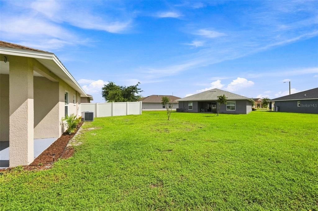 En Venta: $299,900 (4 camas, 2 baños, 1580 Pies cuadrados)