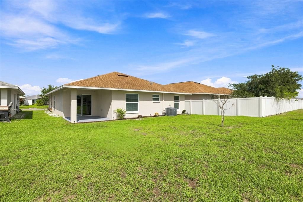 En Venta: $299,900 (4 camas, 2 baños, 1580 Pies cuadrados)
