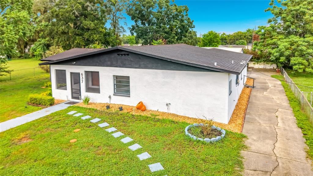 For Sale: $295,000 (4 beds, 2 baths, 2167 Square Feet)