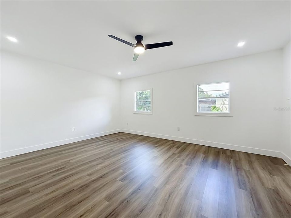 For Sale: $295,000 (4 beds, 2 baths, 2167 Square Feet)