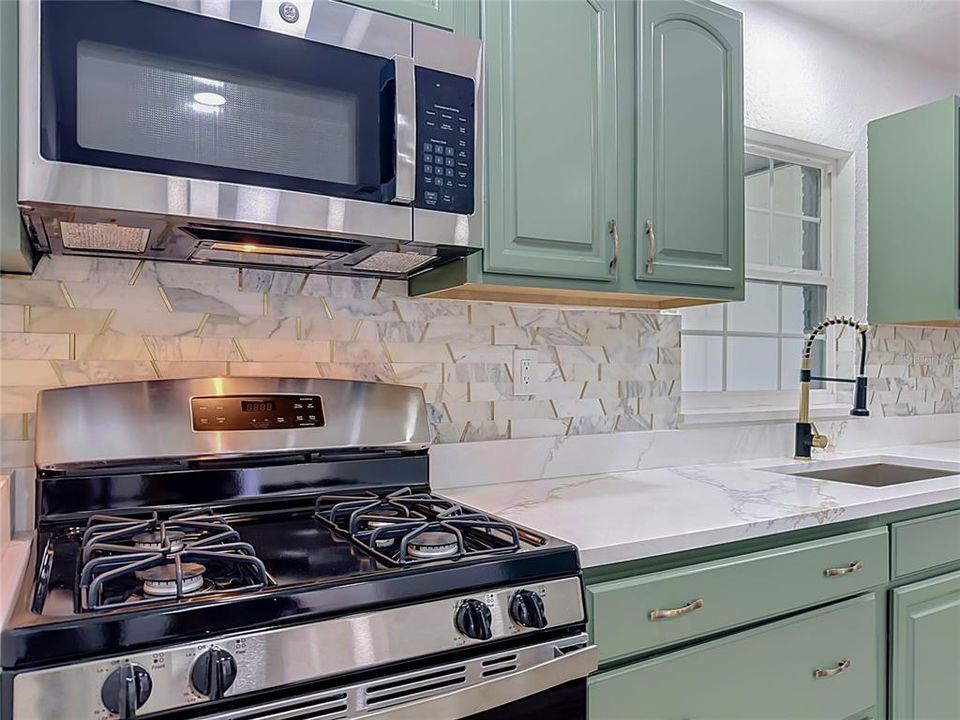 For Sale: $295,000 (4 beds, 2 baths, 2167 Square Feet)