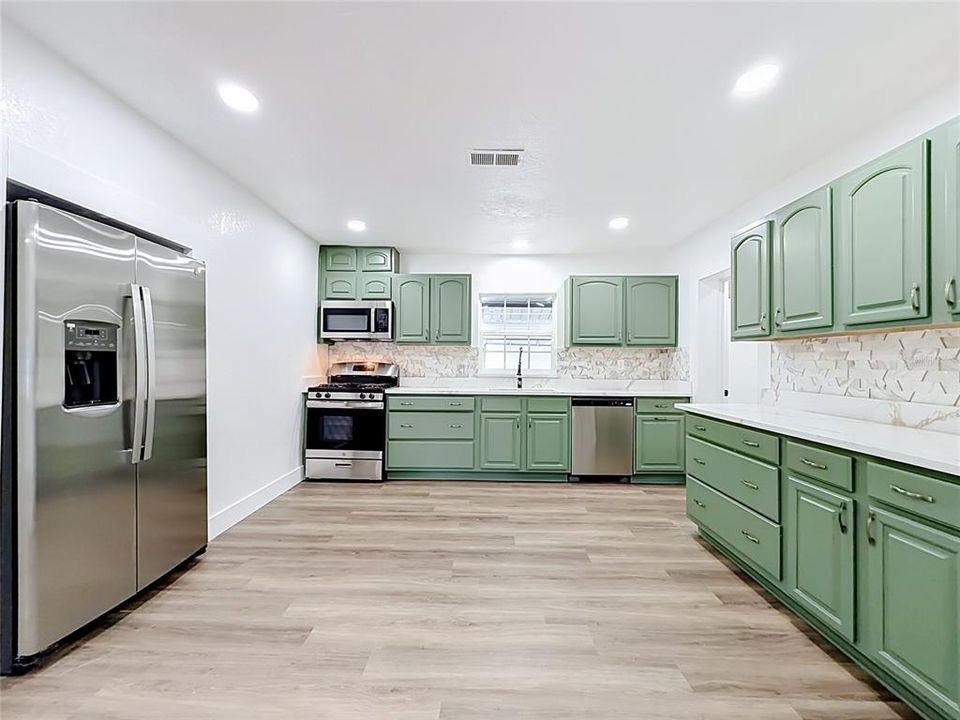 For Sale: $295,000 (4 beds, 2 baths, 2167 Square Feet)