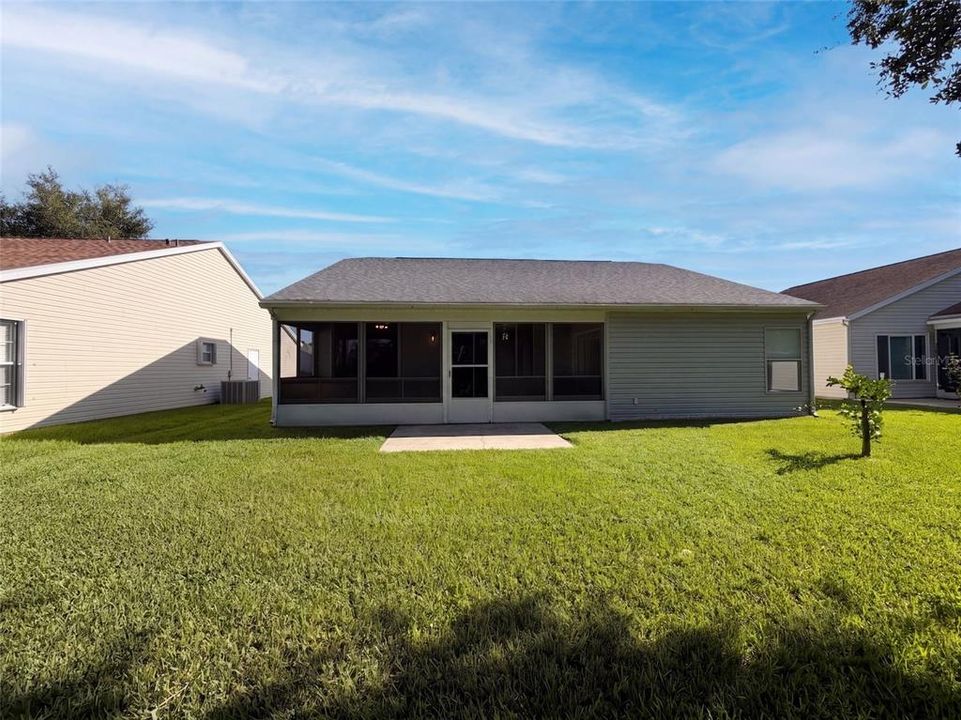 For Sale: $225,000 (2 beds, 2 baths, 1256 Square Feet)