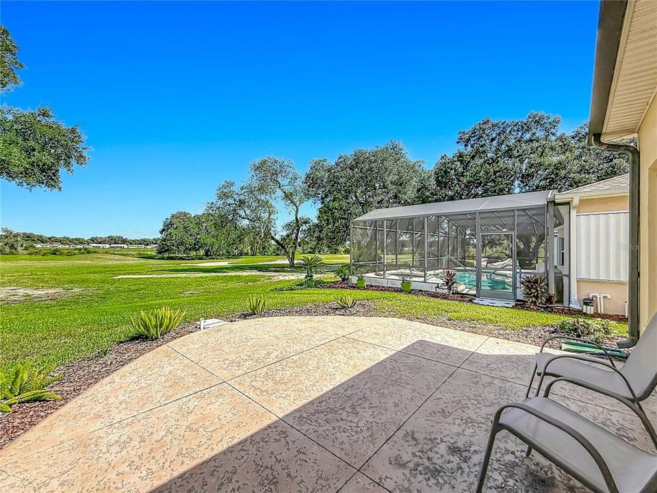 For Sale: $260,000 (2 beds, 2 baths, 1847 Square Feet)