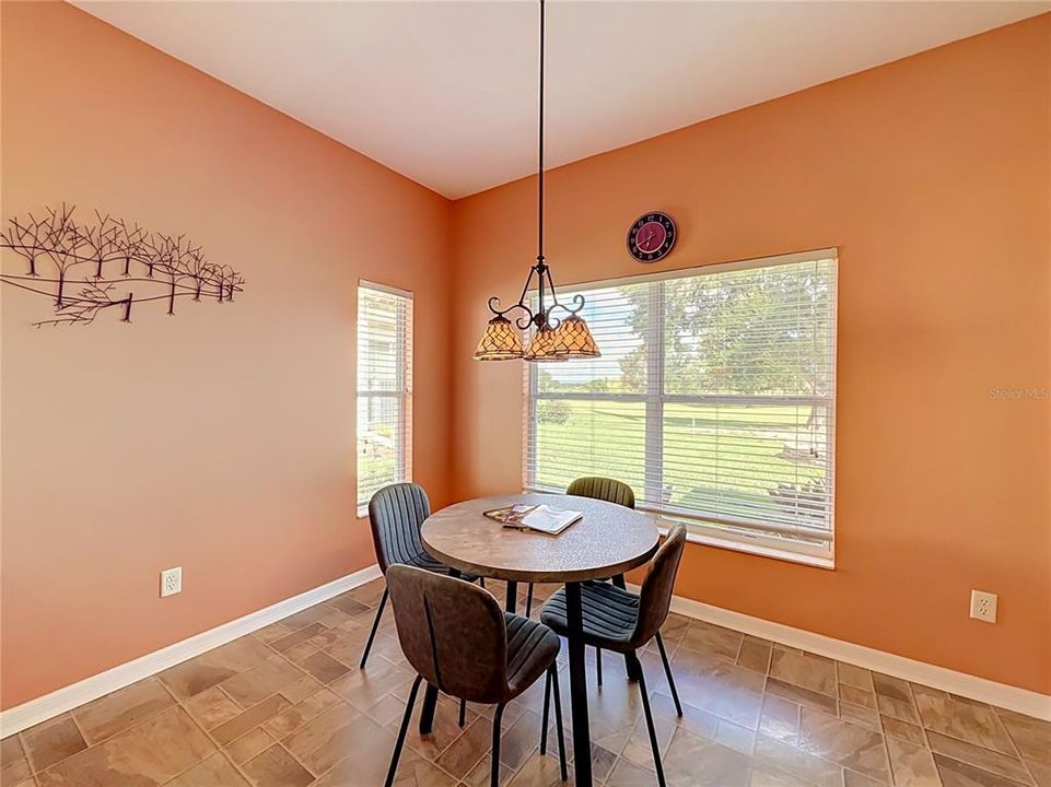 For Sale: $260,000 (2 beds, 2 baths, 1847 Square Feet)