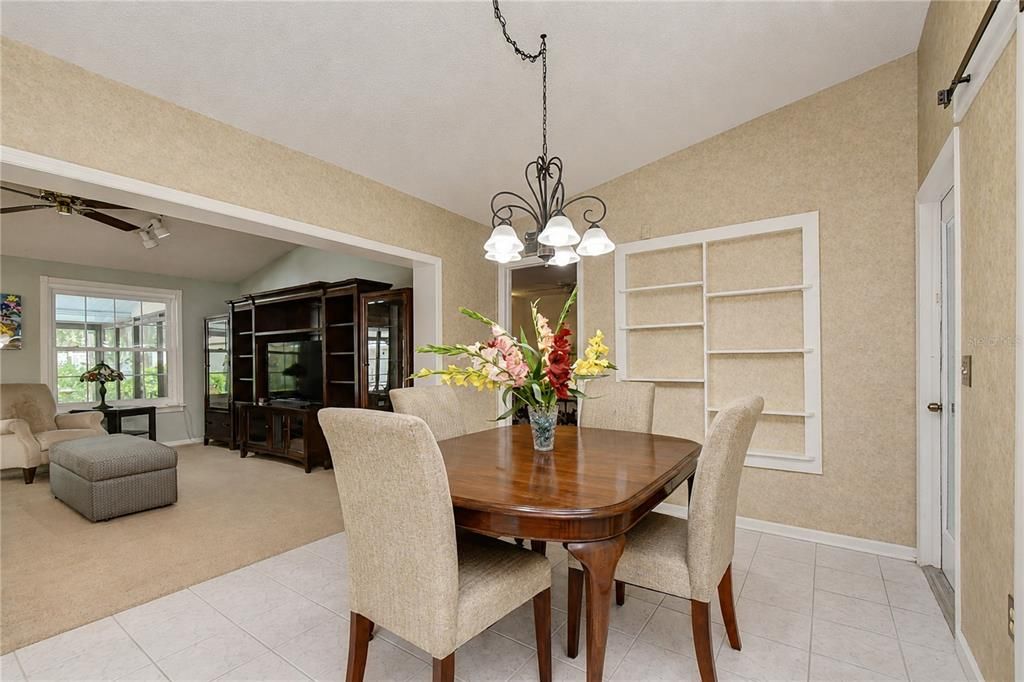 For Sale: $460,000 (3 beds, 2 baths, 2252 Square Feet)