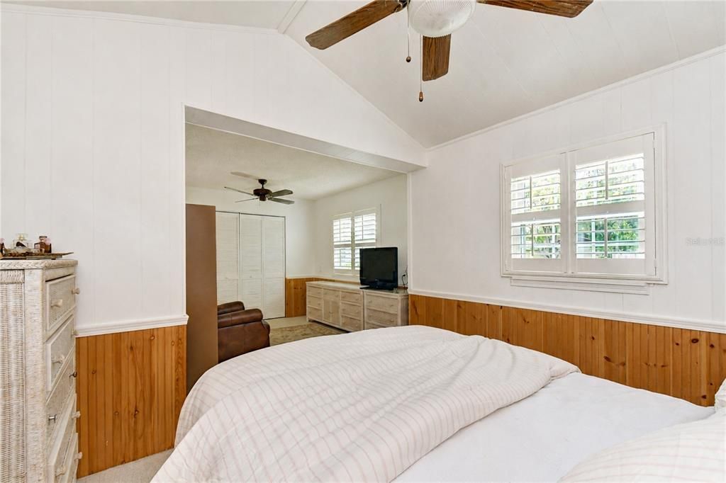 For Sale: $460,000 (3 beds, 2 baths, 2252 Square Feet)