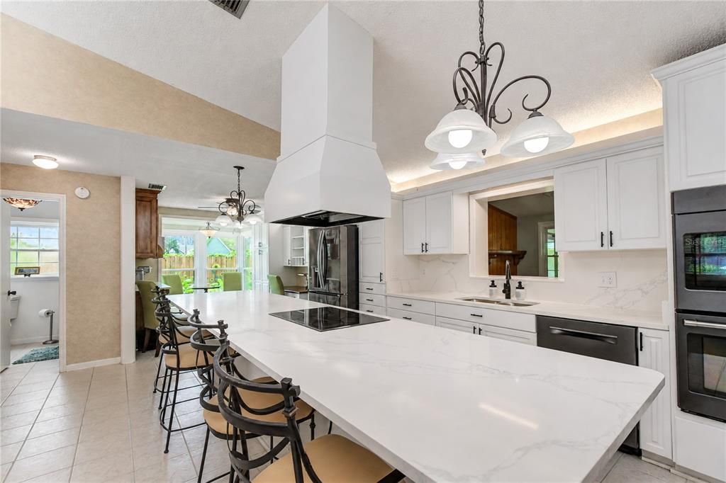 For Sale: $460,000 (3 beds, 2 baths, 2252 Square Feet)