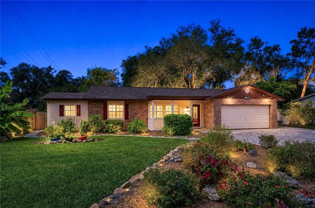 For Sale: $460,000 (3 beds, 2 baths, 2252 Square Feet)
