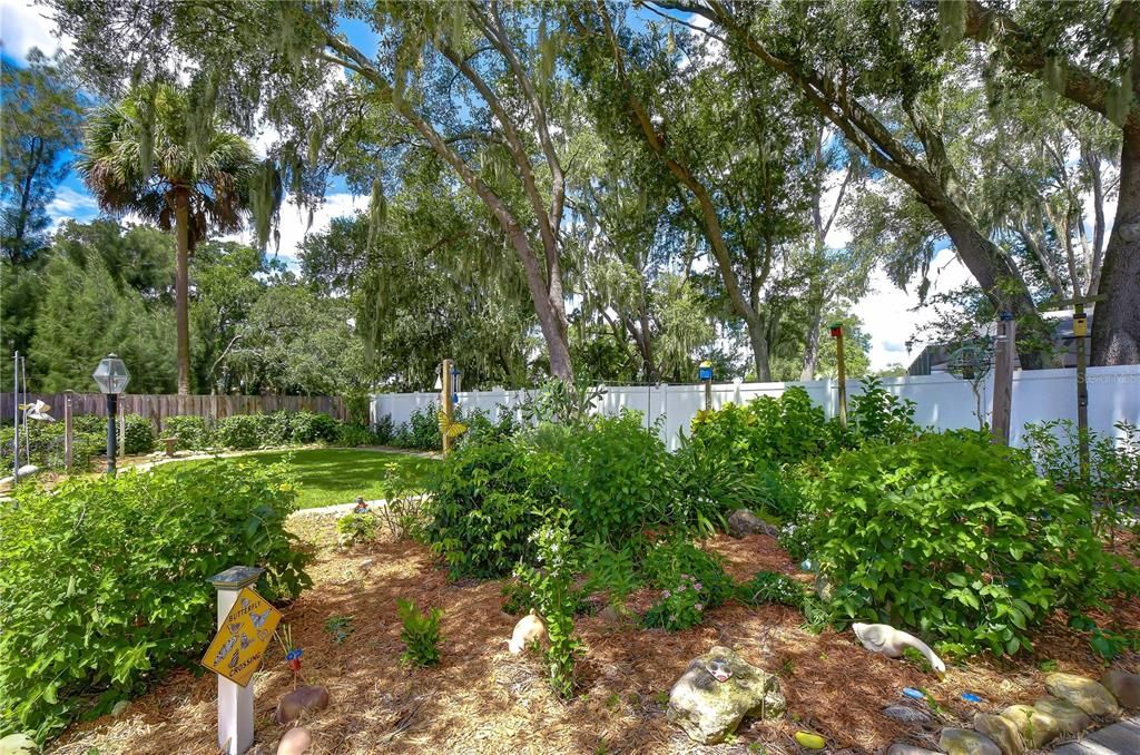 For Sale: $460,000 (3 beds, 2 baths, 2252 Square Feet)