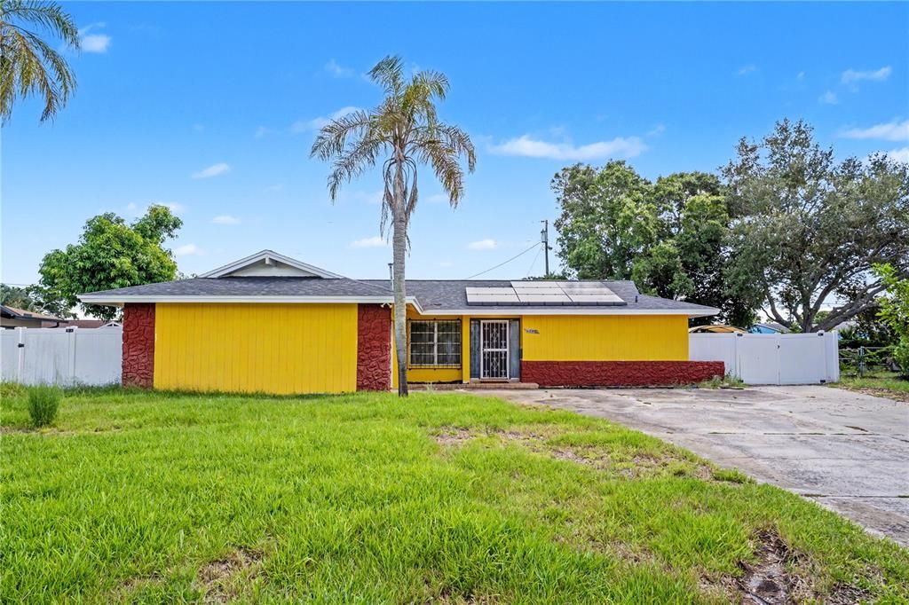 En Venta: $399,000 (3 camas, 2 baños, 1639 Pies cuadrados)