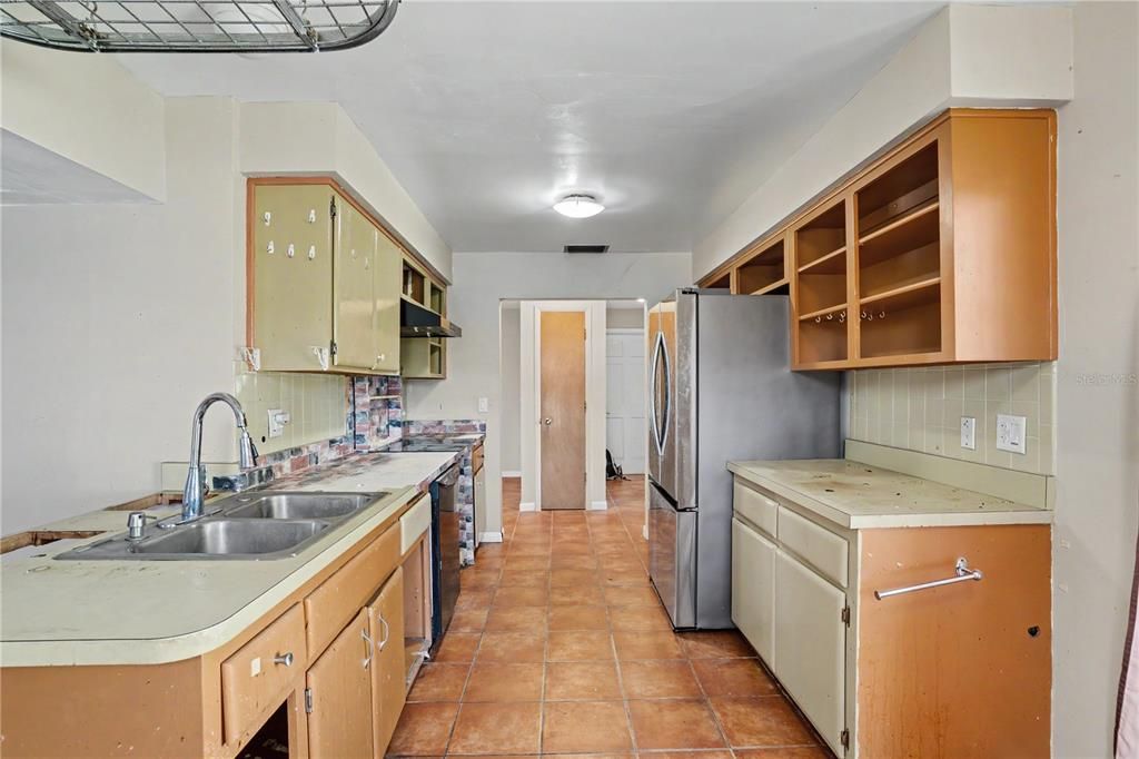 En Venta: $399,000 (3 camas, 2 baños, 1639 Pies cuadrados)