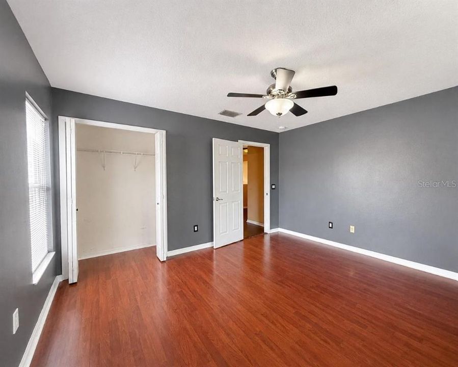For Rent: $2,595 (4 beds, 2 baths, 2261 Square Feet)