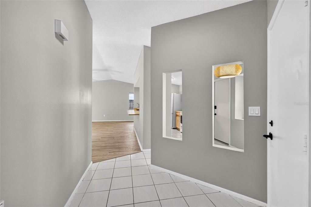 En Venta: $375,000 (3 camas, 2 baños, 1275 Pies cuadrados)