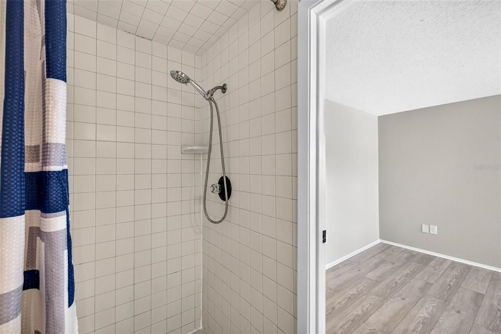 En Venta: $375,000 (3 camas, 2 baños, 1275 Pies cuadrados)