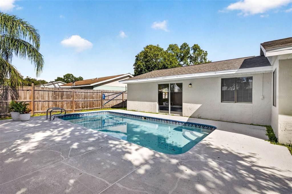 En Venta: $375,000 (3 camas, 2 baños, 1275 Pies cuadrados)