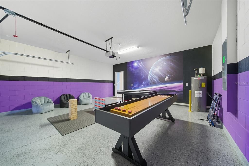 For Sale: $589,000 (5 beds, 4 baths, 2504 Square Feet)